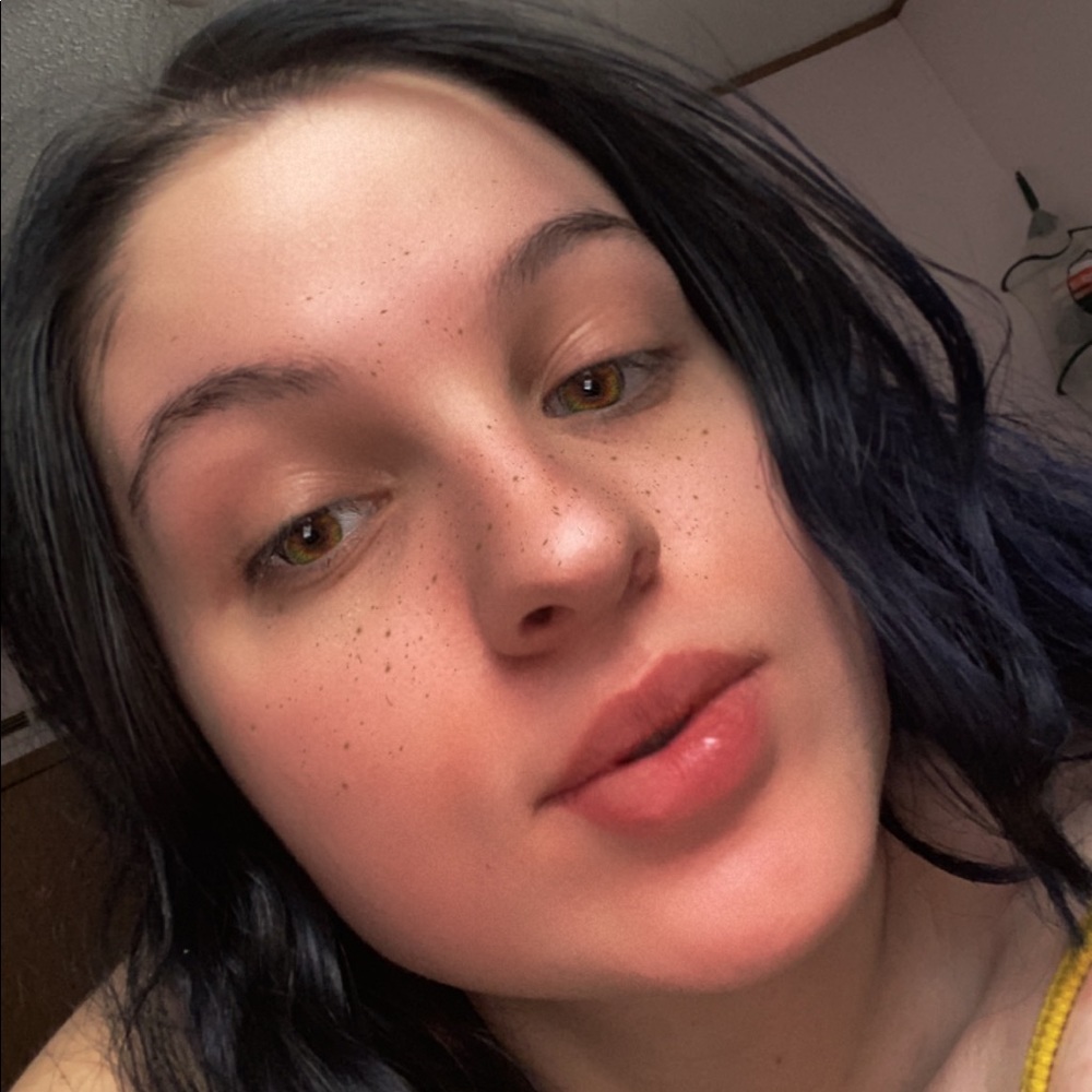 Meet your Posher, Corrina